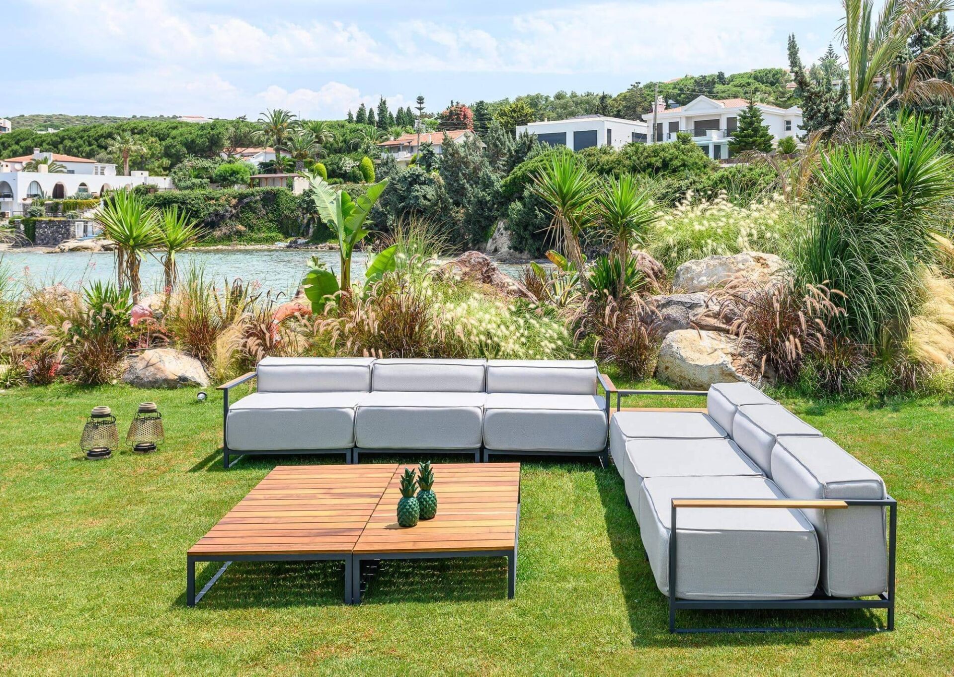 CASİLDA BAHÇE KÖŞE TAKIMI